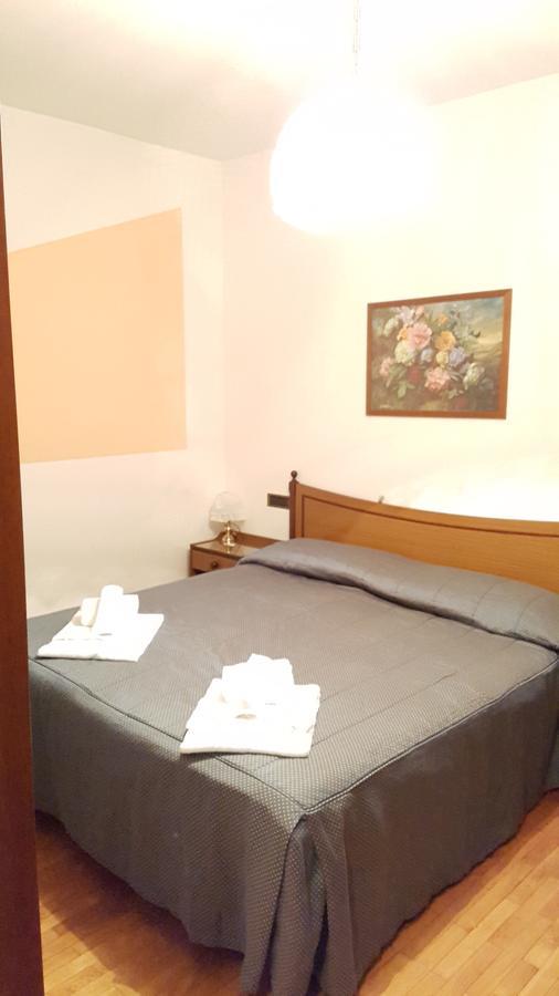 Hotel Castello مونتجوفيت المظهر الخارجي الصورة