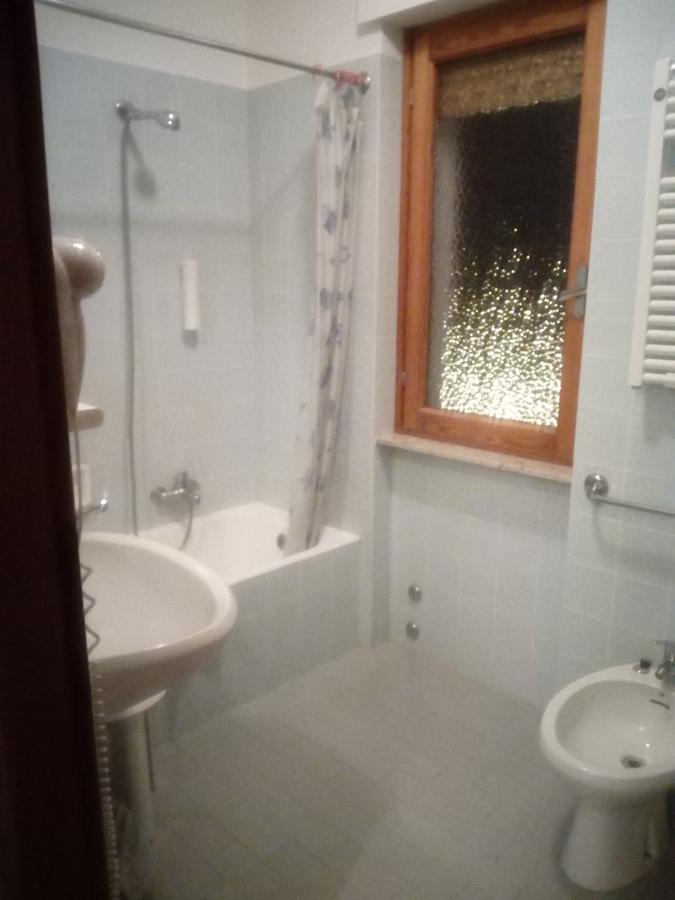Hotel Castello مونتجوفيت المظهر الخارجي الصورة